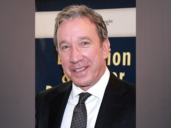 Tim Allen denounces Russia's military operation in Ukraine, says it's 'the definition of wrong'