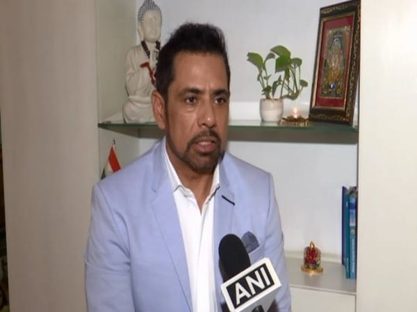 Will decide after discussion with family: Robert Vadra on joining politics