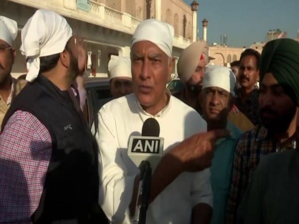 Sunil Jhakhar says those behind Dera-like shops 'to sell' votes exposed after Punjab poll results  
