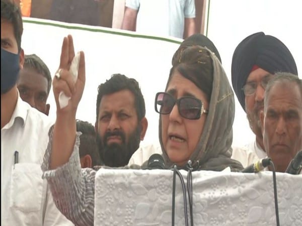 Congress kept nation safe, BJP wants to divide, make many Pakistans, says Mehbooba Mufti   