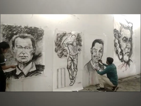 Artists in Moradabad pay tribute to Shane Warne