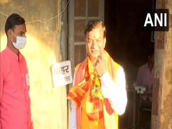 6th phase UP polls: BJP-Yogi wave in state, says Anand Swarup after casting vote from Ballia 