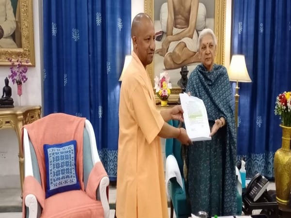 Yogi Adityanath tenders his resignation to Governor Anandiben Patel