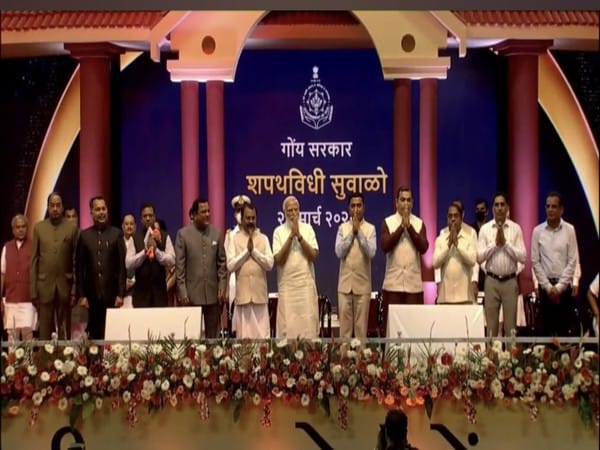 Himachal CM extends greetings to Pramod Sawant for taking oath as Goa CM