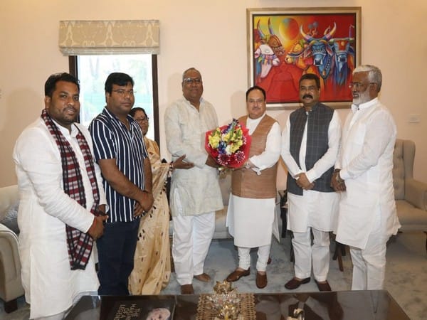 Deliberations on ahead of govt formation in UP, Sanjay Nishad meets JP Nadda in Delhi