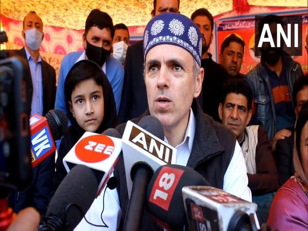 Omar Abdullah alleges  'The Kashmir Files' shows false things 