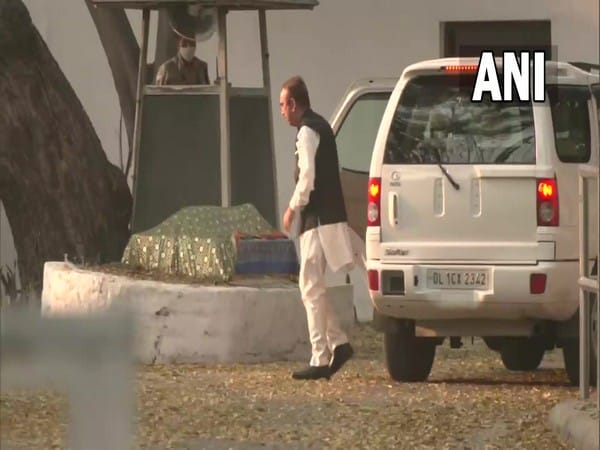 After Assembly poll fiasco, Sonia Gandhi meets G-23 leader Ghulam Nabi Azad