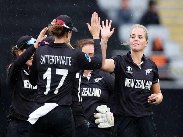 Women's CWC: Amy Satterthwaite describes New Zealand's one-wicket loss to England as 'gut-wrenching'
