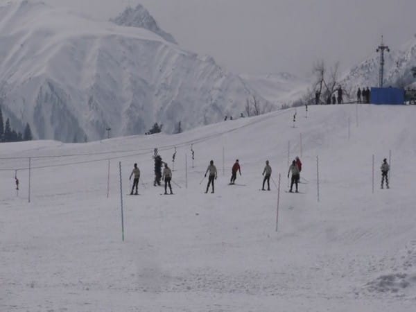 J-K: People hail Centre's decision to scrap Article 370, embrace path of development