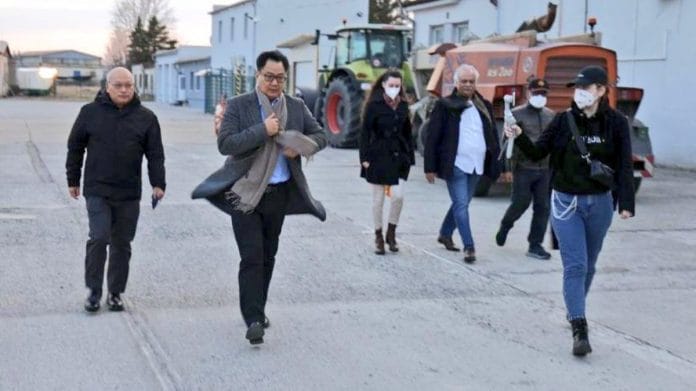 Union minister Kiren Rijiju in Slovakia to facilitate the evacuation of Indians stranded in war-torn Ukraine | Twitter/@KirenRijiju