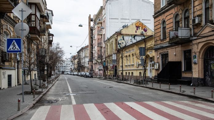 Deserted streets in Ukrainian capital of Kyiv, on 6 March 2022 | Photo: Erin Trieb | Bloomberg