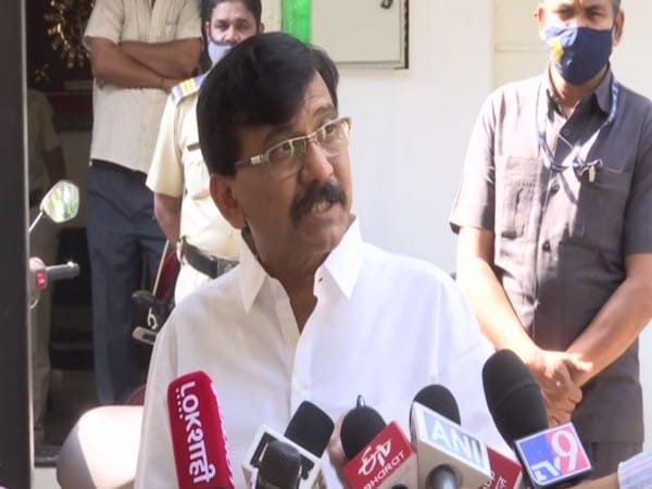 Alliance with AIMIM unthinkable: Sanjay Raut