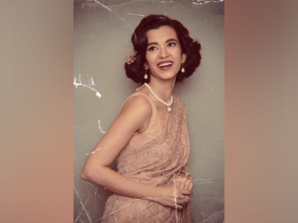 Hrithik Roshan's cousin sister, niece shower praises on his rumoured girlfriend Saba Azad