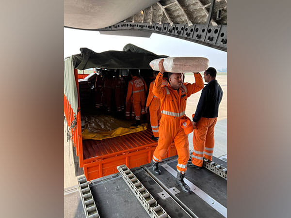 India sends two more tranches of humanitarian aid to Ukraine