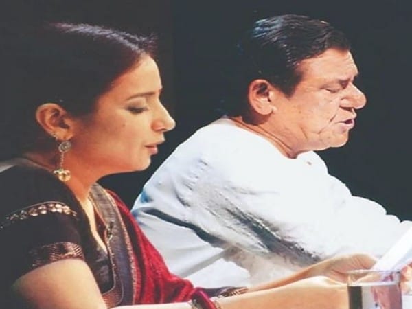 World Theatre Day: Divya Dutta shares priceless picture with Om Puri from 'Teri Amrita' play