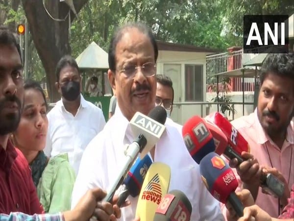 Kerala Congress leaders meet Sonia Gandhi to finalise candidates for Rajya Sabha polls 