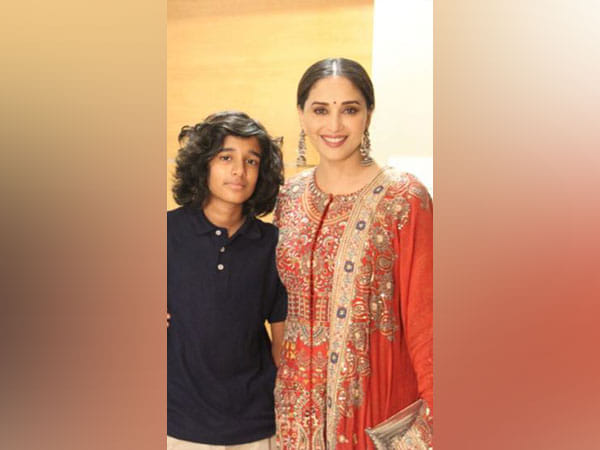 Maduri Dixit greets her younger son his 17th birthday