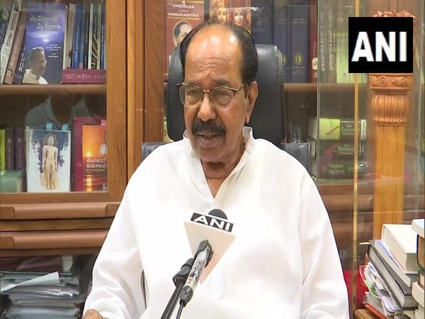 Veerappa Moily wants change of attitude within Cong workers to win polls