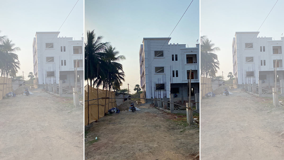 A makeshift barricade to stop outsiders from entering the centre | Photo: Rishika Sadam | ThePrint