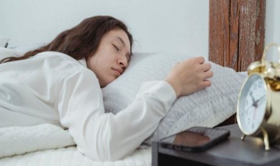 Tired all the time? There’s a rule for optimum sleep— not too less, not too much, says UK study