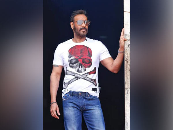 B-Town celebrities shower heartfelt birthday wishes on Ajay Devgn