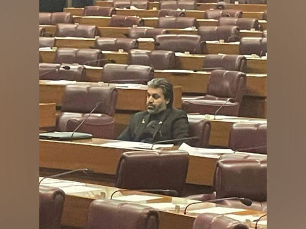 Pak: Lone PTI member Ali Muhammad Khan witnesses complete session of no-confidence motion against Imran Khan
