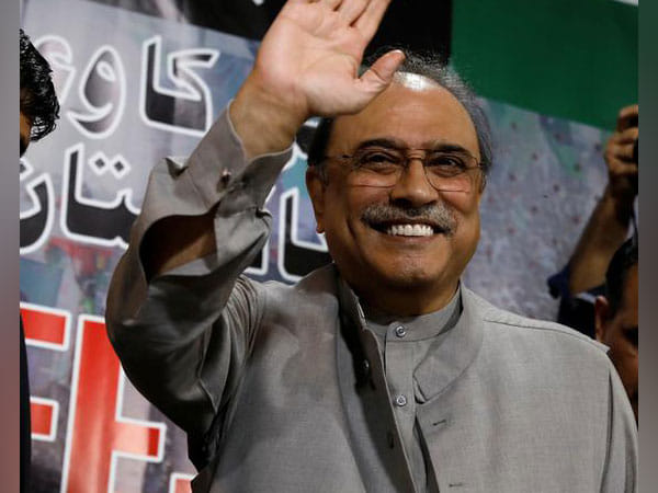 PPP chief Asif Ali Zardari decides against joining cabinet of Shehbaz Sharif