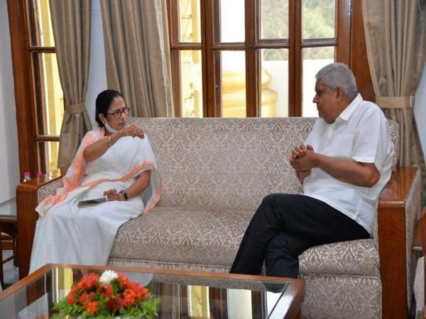 West Bengal: Mamata Banerjee calls on Governor Jagdeep Dhankhar to discuss governance issues