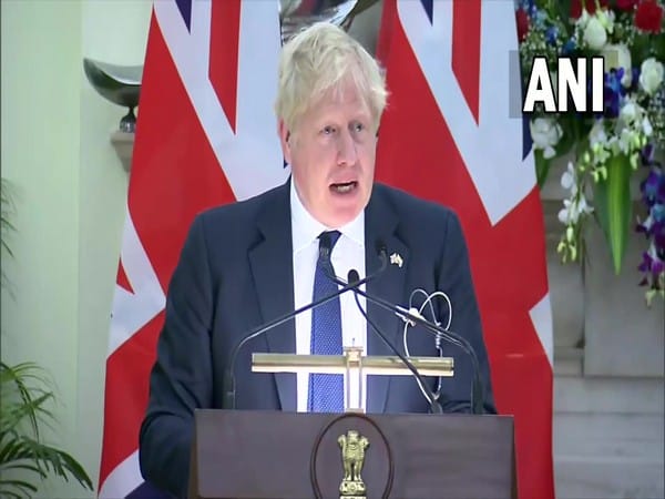 UK PM lauds 'khaas dost Modi' for amazing India welcome, says felt like Sachin Tendulkar, Amitabh Bachchan