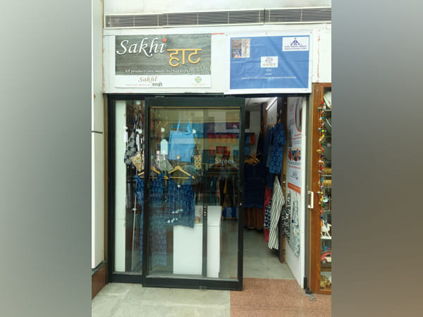 AAI airports provide platform to local artisans for promotion through AVSAR Scheme