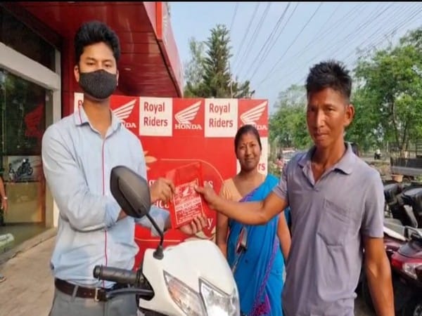 Guwahati daily wage labourer buys scooty using coins saved for 8 years