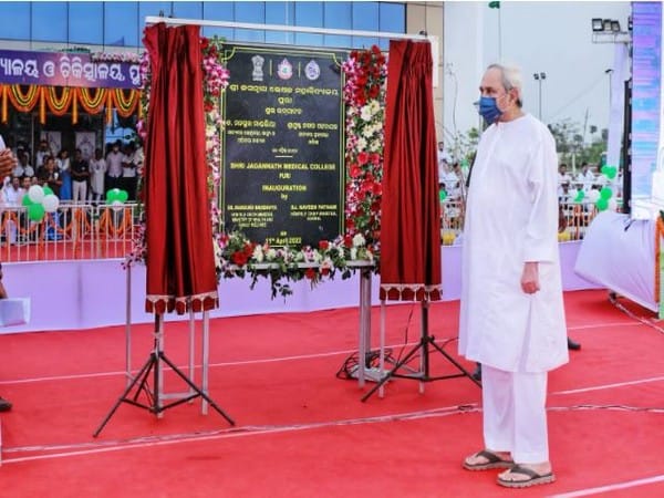 Odisha CM inaugurates Shri Jagannath Medical College in Puri