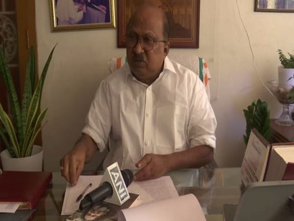 KV Thomas defies G-23 leader's remarks on Rahul Gandhi; says party leader should belong to Gandhi family