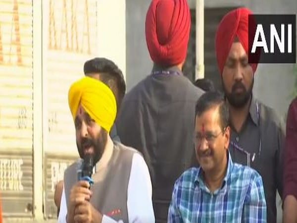 Upcoming Gujarat polls: Kejriwal, Punjab CM hold roadshow in Ahmedabad