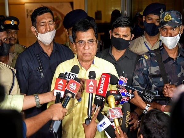 Hanuman Chalisa row: BJP's Kirit Somaiya claims police admits filing false FIR under his name  