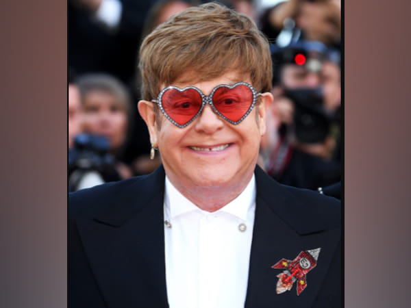 Elton John credits teenage AIDS victim Ryan White's family for saving his life