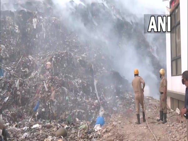 Delhi: Locals report breathing problem after fire broke out in Bhalswa landfill 