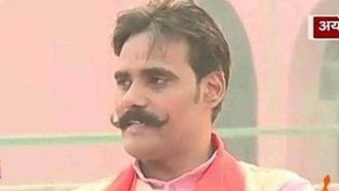 Mahesh Mishra | Twitter | @MVichardhara