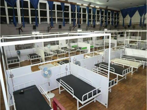 Beijing building makeshift hospitals