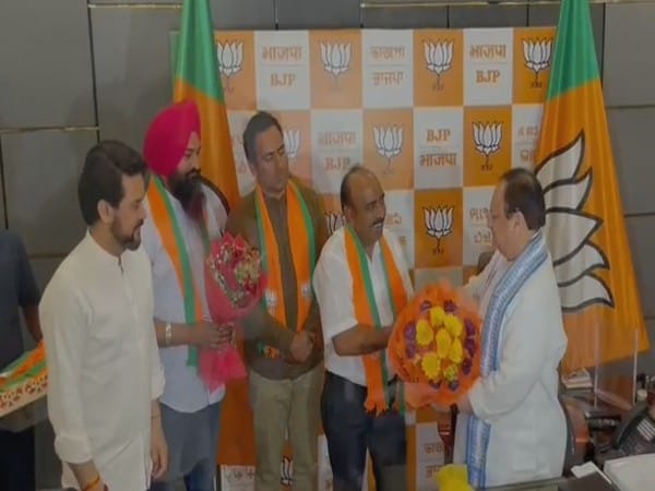 Big jolt to AAP in Himachal, its state president Anup Kesari joins BJP