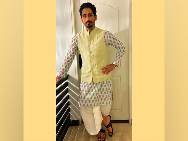 Siddharth shares why he chose to work in 'Escaype LIVE'