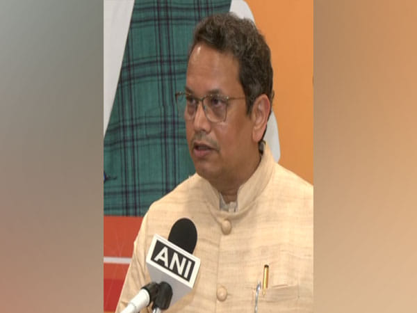 Nadda gives insight on poll wins to 14 foreign diplomats in 'Know BJP' outreach