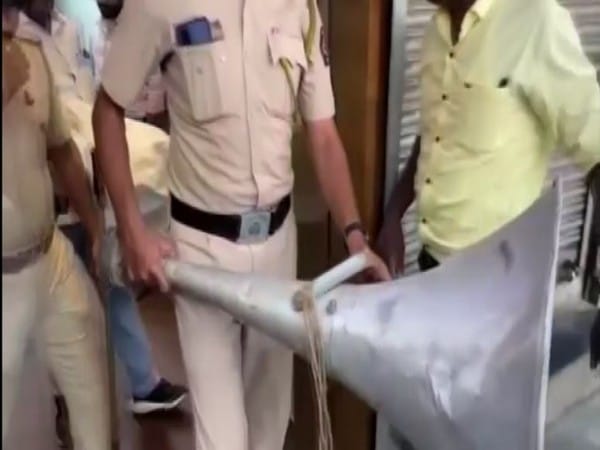 Police seize loudspeakers from MNS office in Mumbai, detains workers