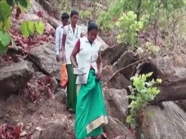 Chhattisgarh: Women health workers trek 10 km to conduct check-ups of people in inaccessible tribal village