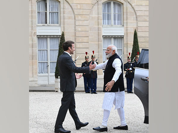 PM Modi's Paris stopover deepens India-France strategic partnership 