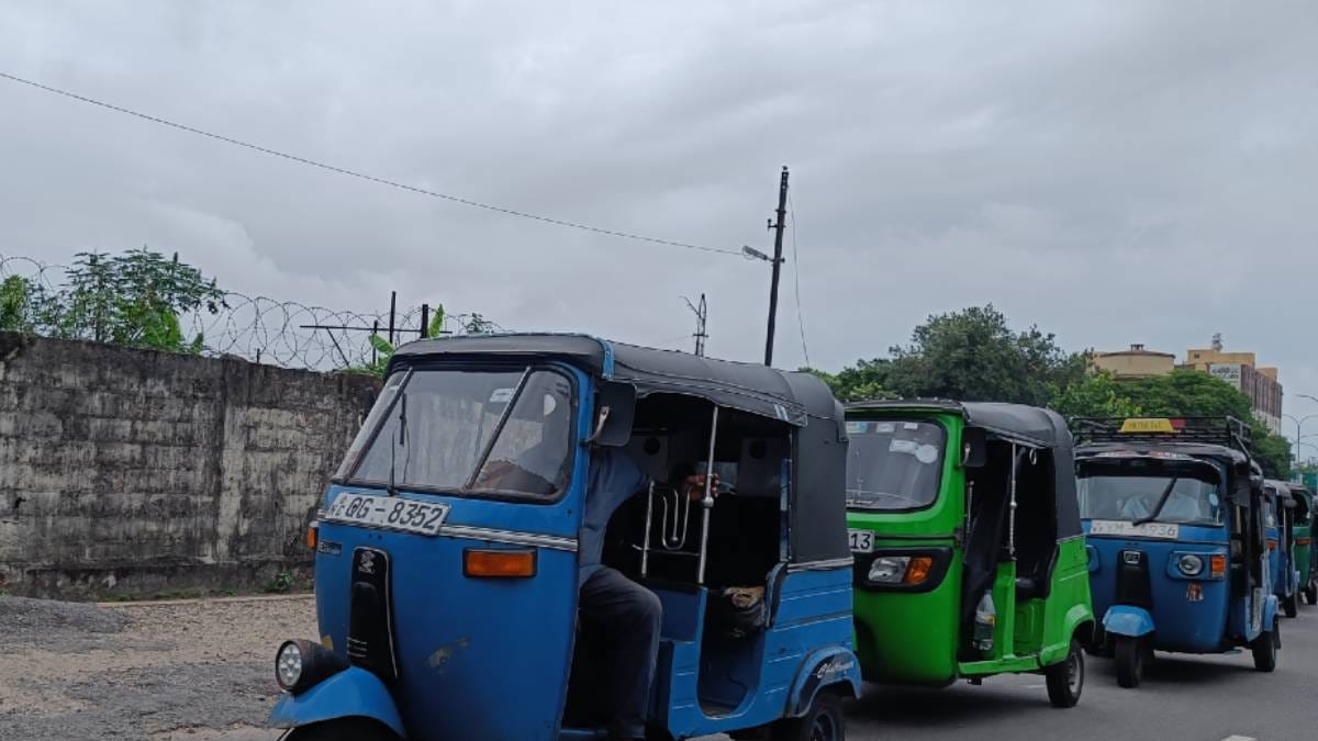 Tuk-Tuks waiting to refuel | Photo: Somiya Ashok | ThePrint