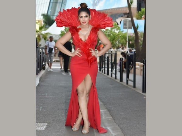 Komal Thacker, the first Gujarati Actress to sparkle at Cannes