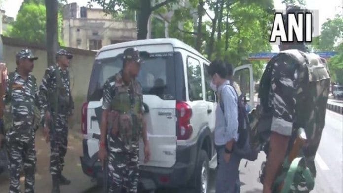 Visual from residence of IAS Pooja Singhal in Ranchi where ED conducted searches on 7 May 2022 (Photo/ANI)