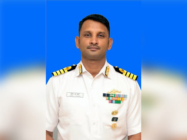 Navy Investiture ceremony held in Kochi, Indian Navy submarine Commanding Officer among gallantry awardees