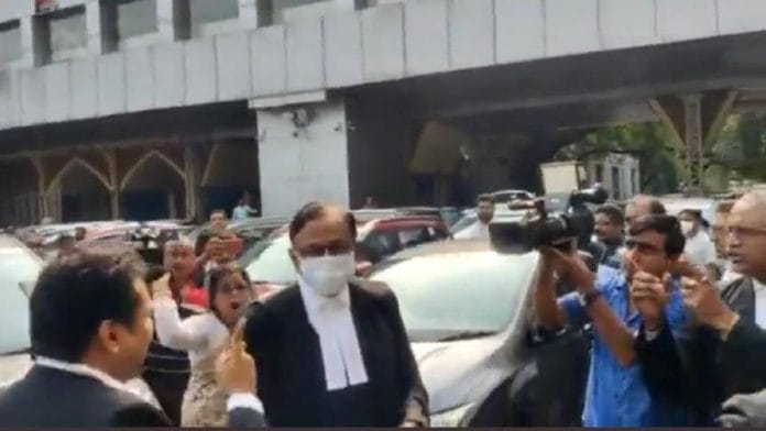 Senior Congress leader and advocate P. Chidambaram outside the Calcutta High Court Wednesday afternoon | Twitter screenshot